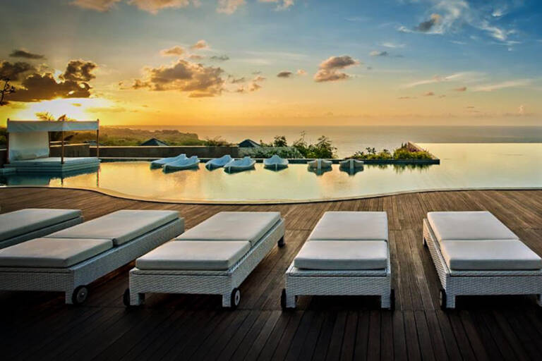 03-Infinity-Pools-Bali-12004_