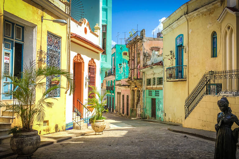 04-CUBA-12000