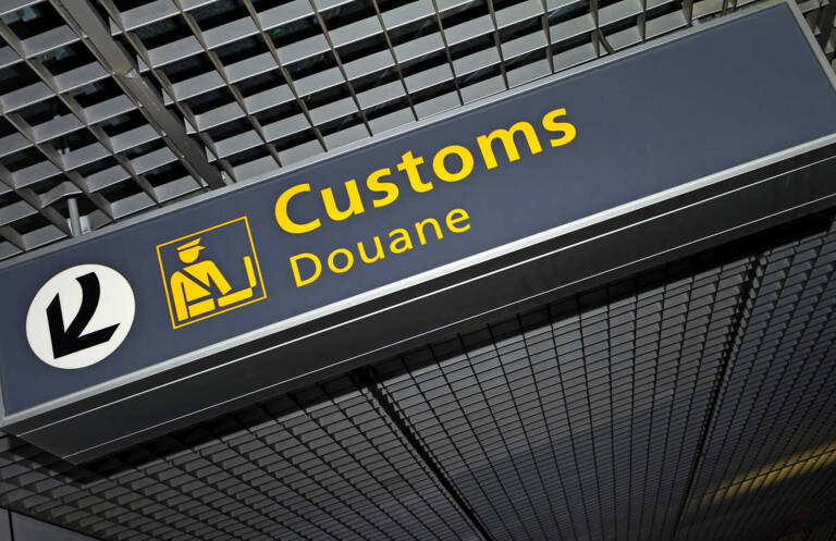 Customs-douane