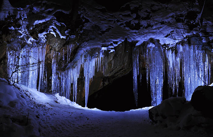 Foto-06-ijsgrot-eisriesenwelt
