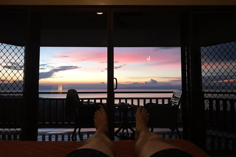 GUESTBLOGGER-ERIK-asia-philipines-beach-view-sunset