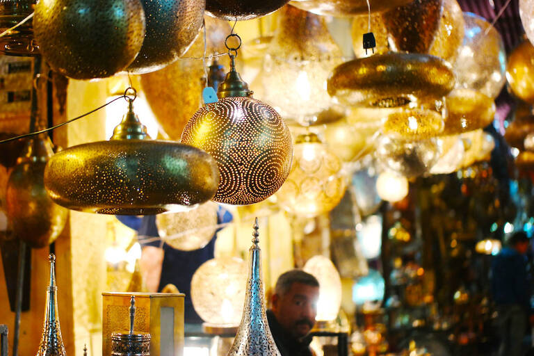 GUESTBLOGGER-WAH-africa-morocco-marrakech-lights