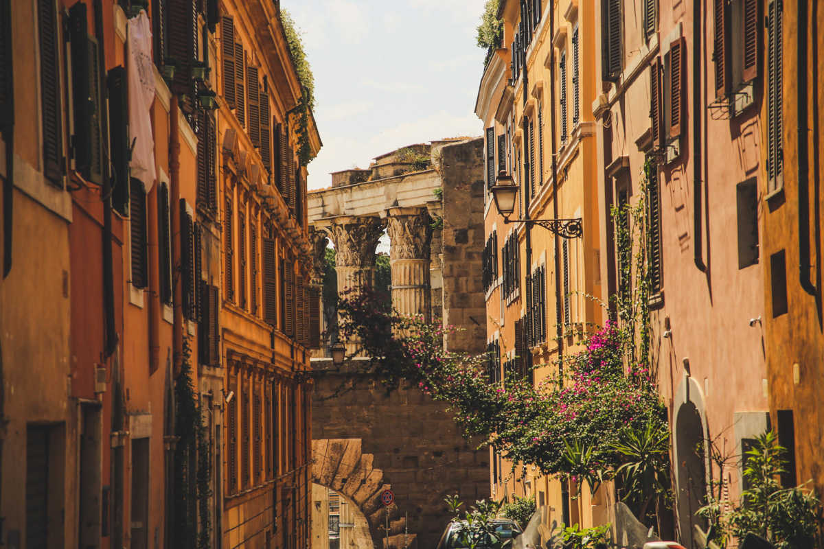 Rome in gouden woorden: de hidden gems van Laura van What About Her