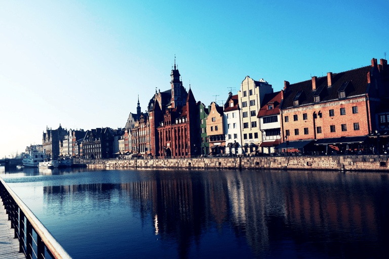 GUESTBLOGGER-WAH-europe-poland-train-1