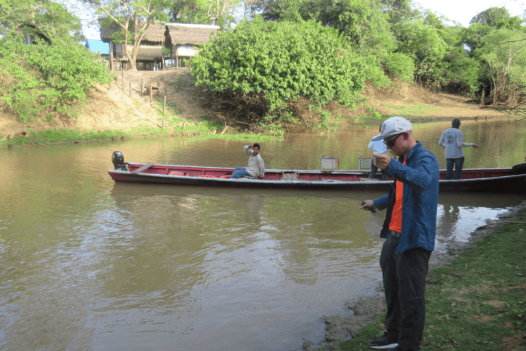 GUESTBLOGGER-WERELDREIZIGERS-south-america-bolivia-canoe
