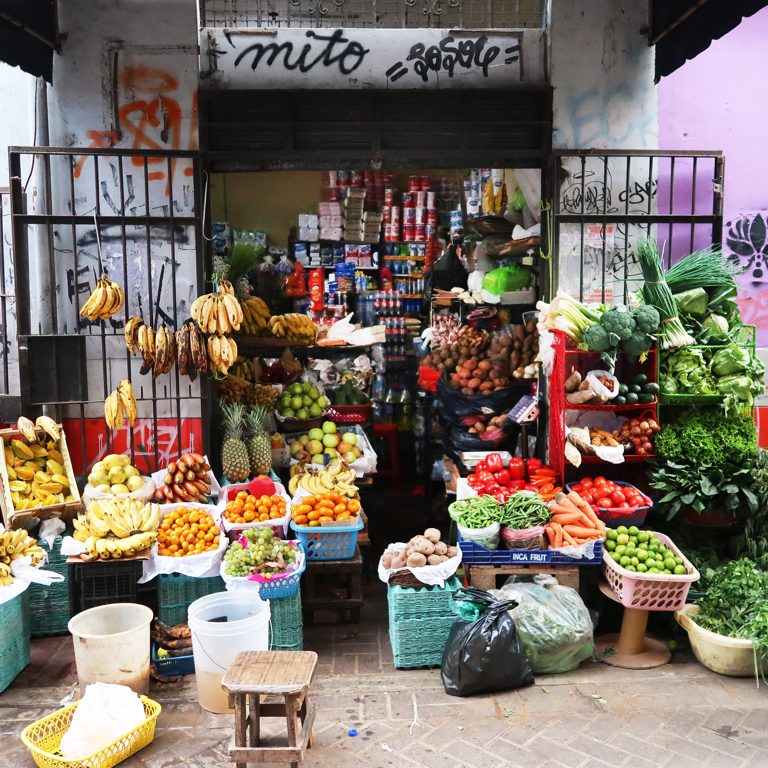 GUESTBLOGGER-leonie-south-america-peru-market