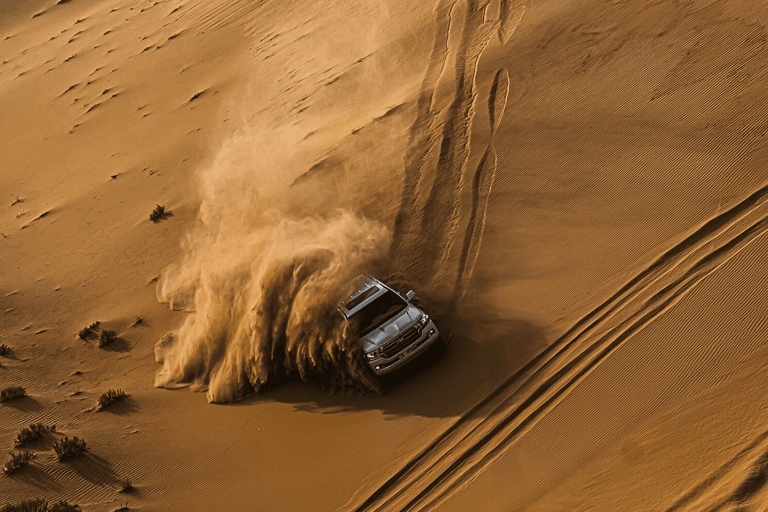 GUESTBLOGGER-middle-east-abu-dhabi-jeep-desert