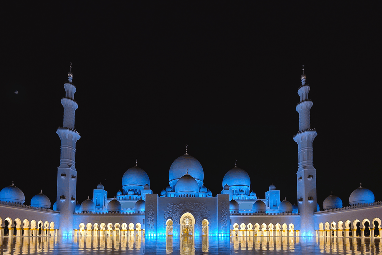GUESTBLOGGER-middle-east-abu-dhabi-mosque