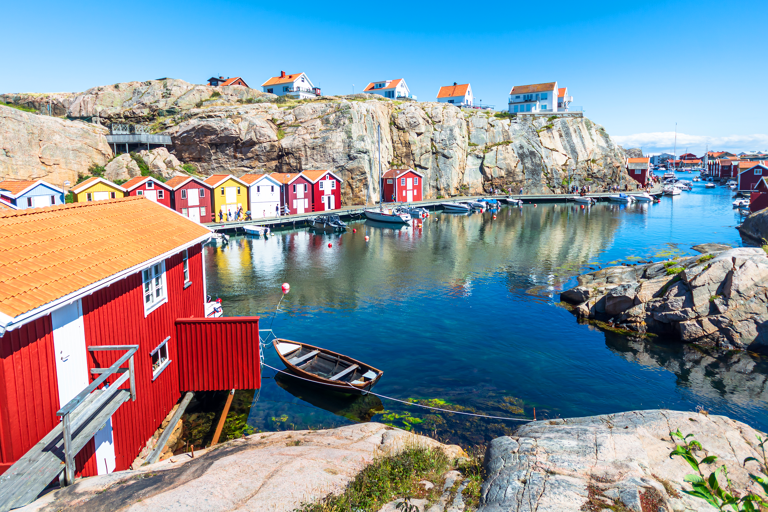 Sailing-north-europe-sweden-harbour