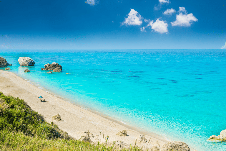 TB-greece-lefkada-island-beach-view