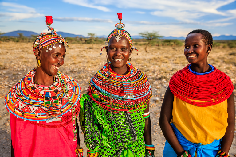 africa-kenya-locals-samburu-in-traditional-clothing