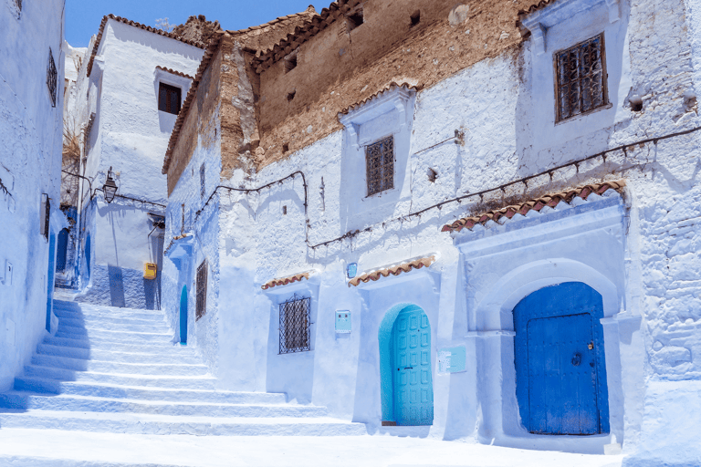 africa-morocco-tanger-white-walls-of-the-medina