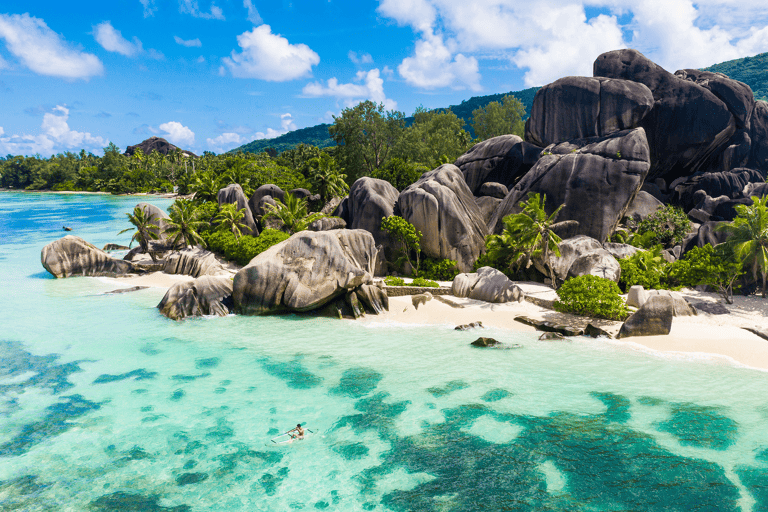 africa-seychelles-beach-rocks