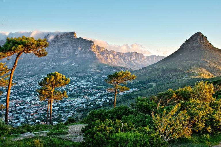 africa-south-africa-cape-town-table-mountain-lions-head