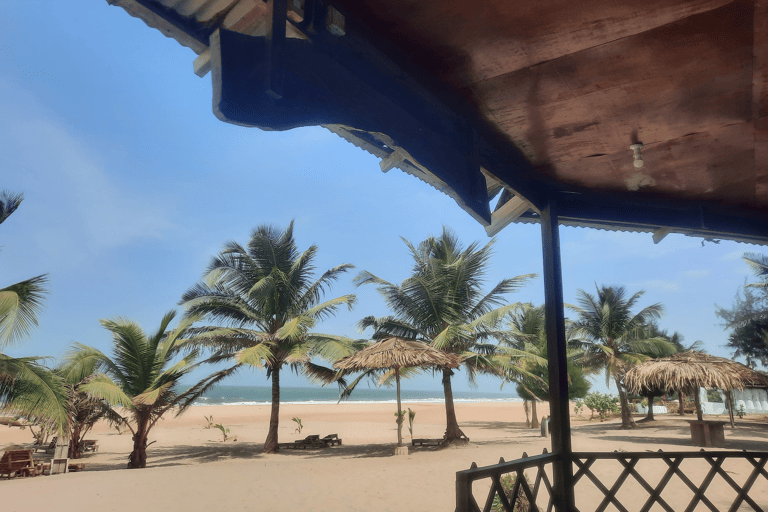 africa-the-gambia-beach-bar-blog_de_use-only
