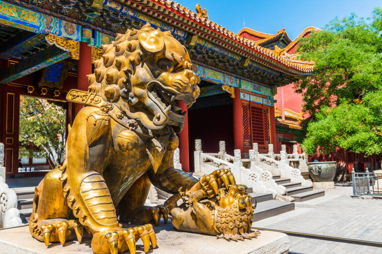 asia-china-beijing-forbidden-city-lion-statue