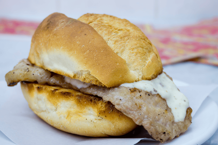 asia-china-macau-food-pork-chop-bun