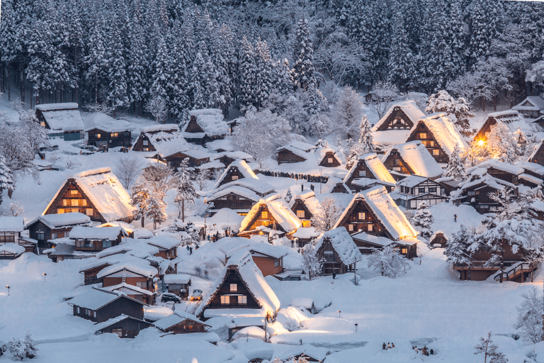 asia-japan-shirakawa-go-snow-houses
