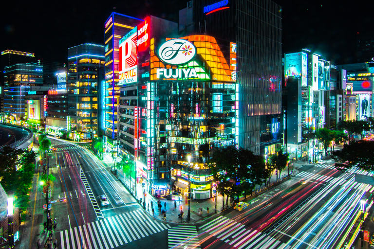 asia-japan-tokyo-ginza-intersection