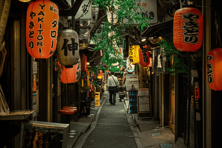 asia-japan-tokyo-shibuya-alley-lanterns