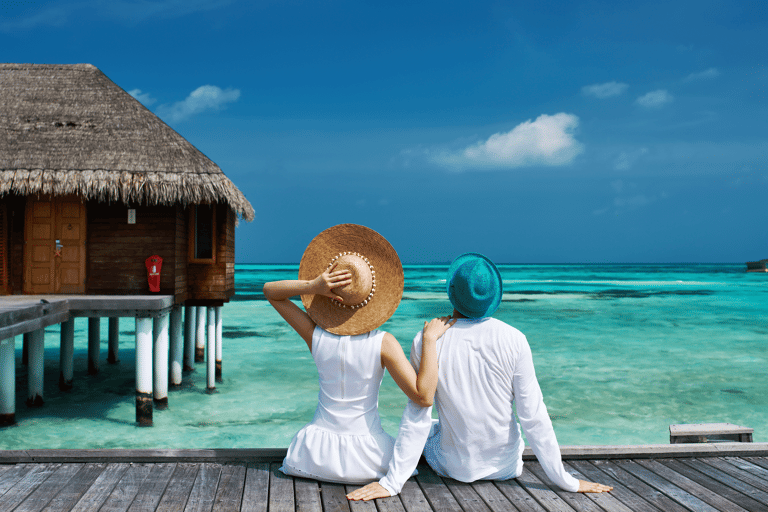 asia-maldives-couple-relaxing