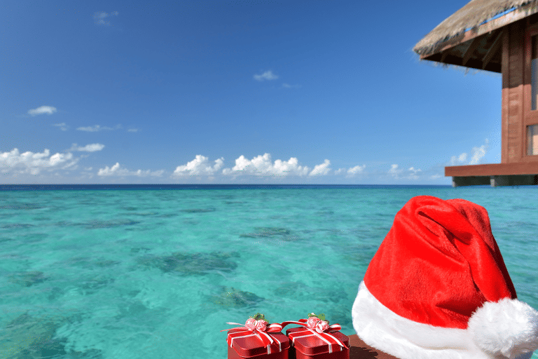 asia-maldives-villa-christmas