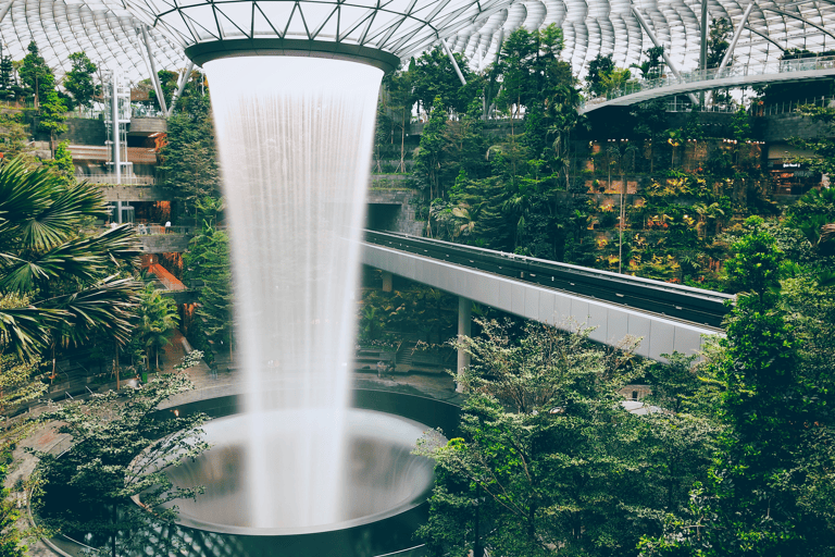 asia-singapore-airport-fountain