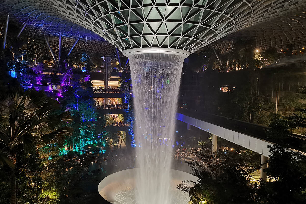 Jewel Changi Airport: Singapore’s New Centrepiece