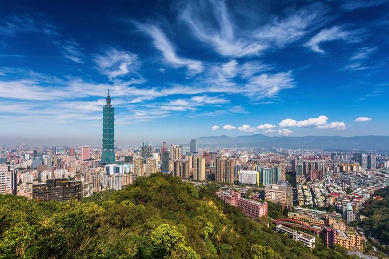 asia-taipei-city-skyline-optimized