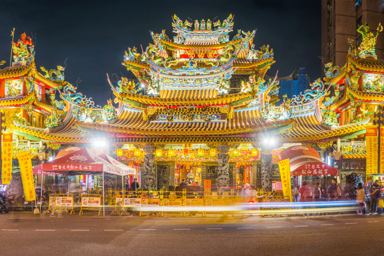 asia-taiwan-taipei-songshan-ciyou-temple