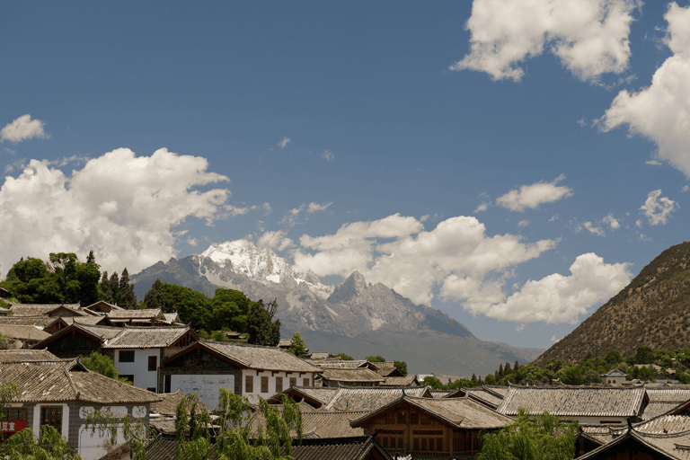 asia-taiwan-xueshan-yulong-town