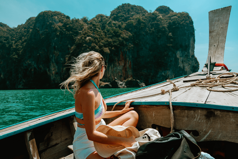 asia-thailand-phuket-boat-girl-roundtrip