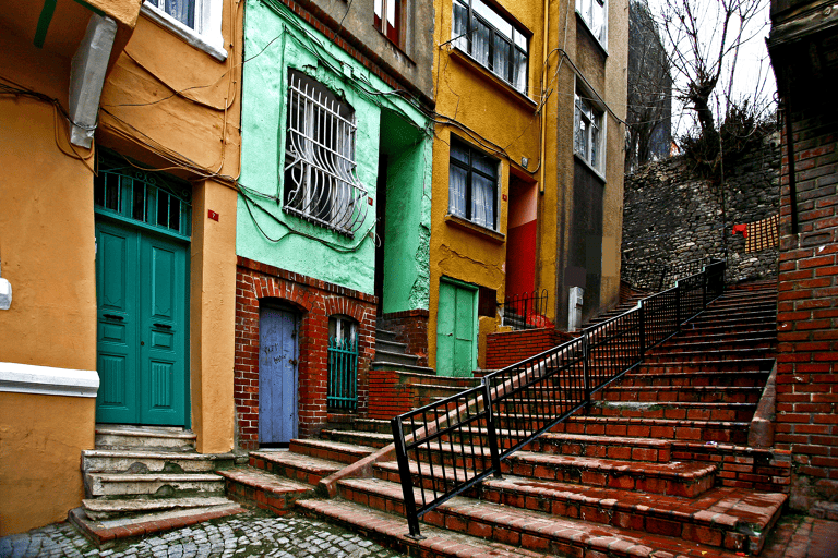 asia-turkey-istanbul-jewish-quarter-balat
