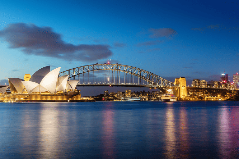 australia-sydney-city-view