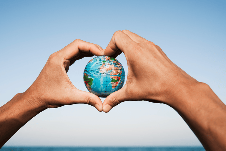 blog-generic-eco-friendly-sustainable-tourism-earth-heart