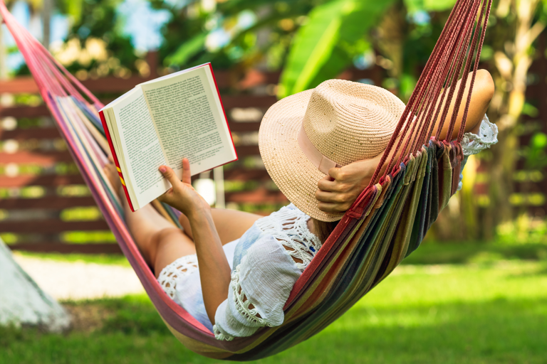 blog-generic-hammock-book-travel