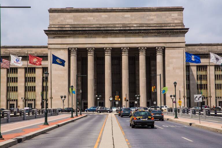 blog-netflix-its-always-sunny-in-philly-street-station