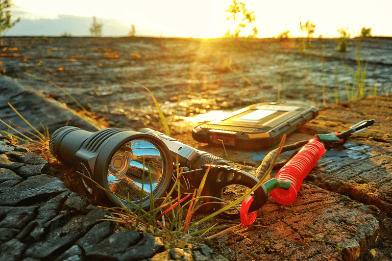 camping-sunset-flashlight