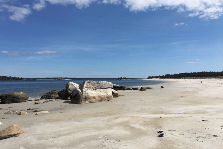 canada-nova-scotia-carters-beach