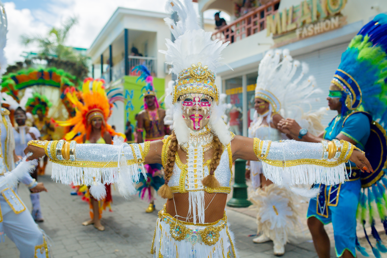 caribbean-TB-saint-martin-carnaval