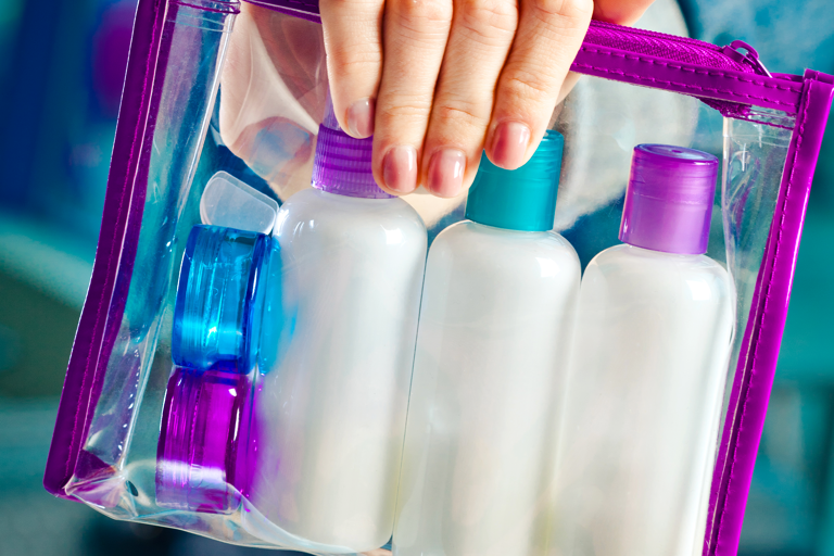 cosmetics-in-handluggage