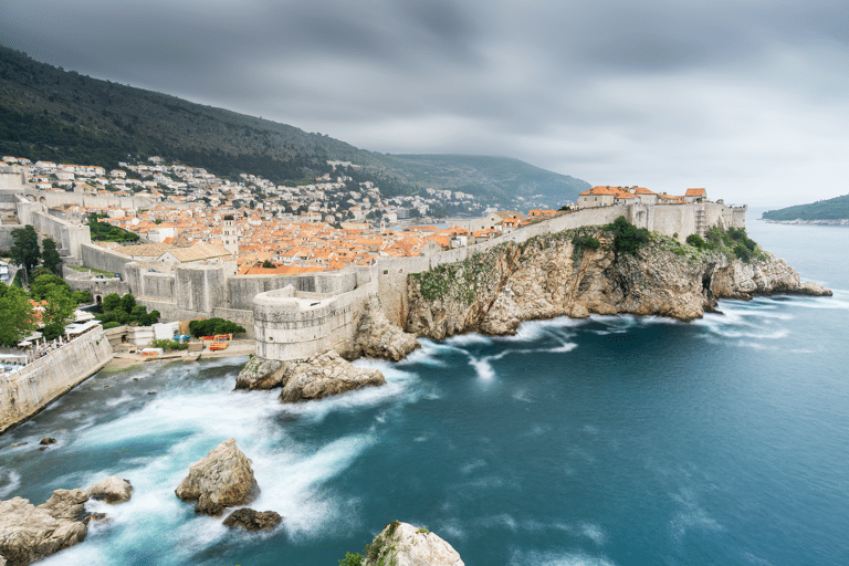 europe-croatia-dubrovnik-rainy-clouds-harbor
