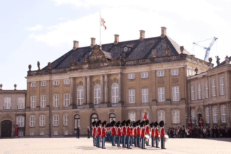 europe-denmark-copenhagen-amalienborg