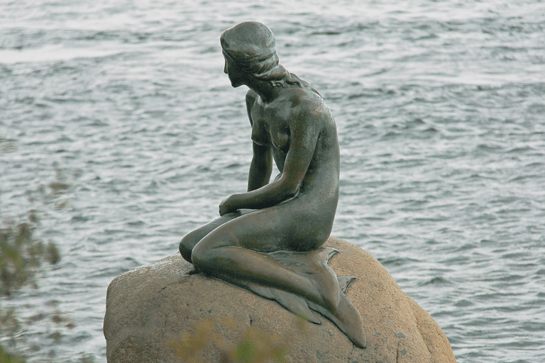 europe-denmark-copenhagen-little-mermaid-statue