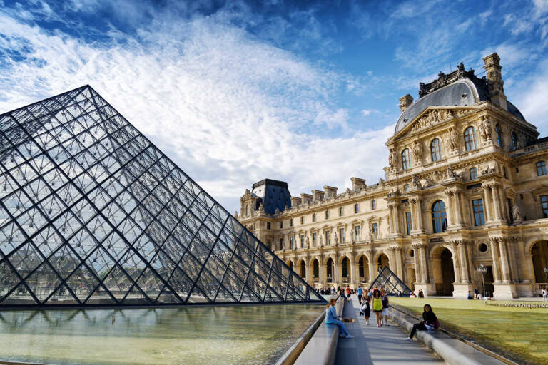 europe-france-paris-museum-louvre