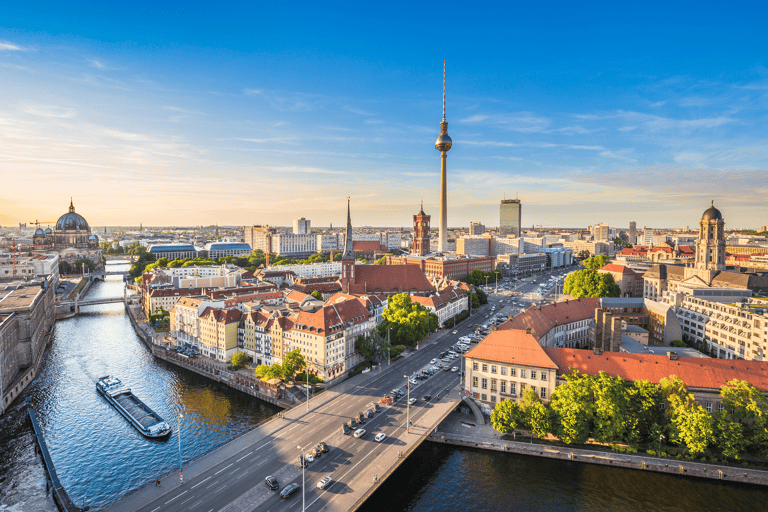 europe-germany-berlin-tower-water