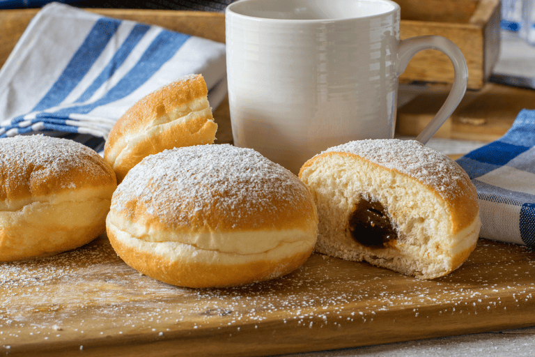 europe-germany-dessert-sweets-krapfen-doughnut