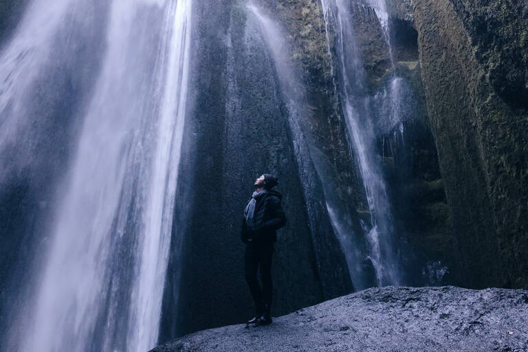 europe-iceland-reykjavik-seljalandfoss