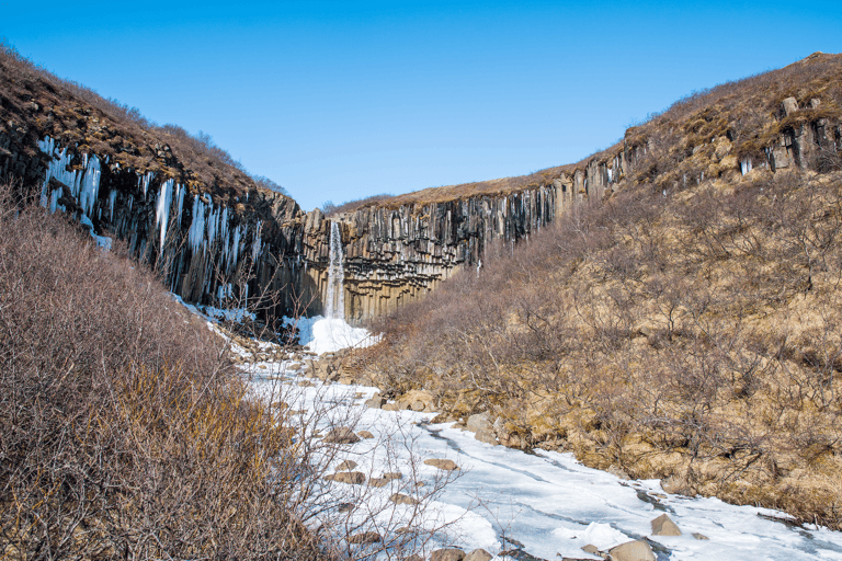 europe-iceland-waterfall-skaftafell