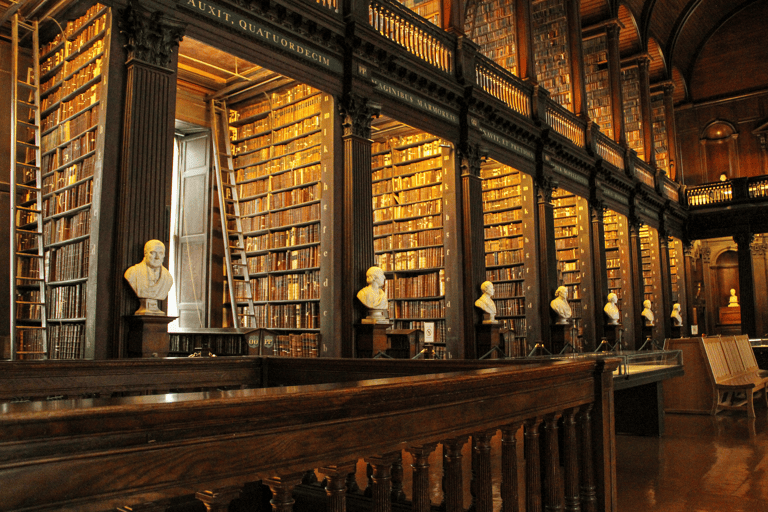 europe-ireland-trinity-college-library-main-chamber